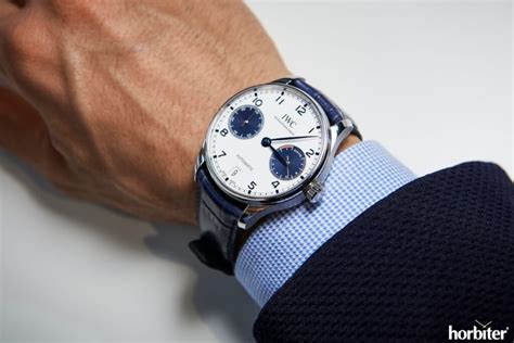 iwc manuale e con meccanismo a vista|IWC Portoghese: guida con prezzi, modelli, opinioni .